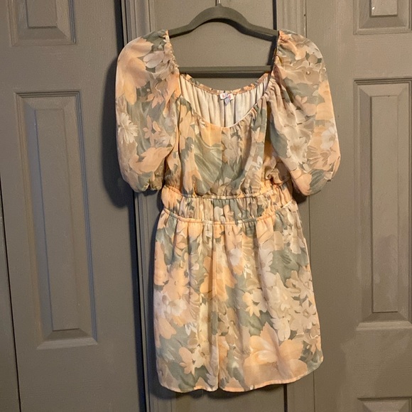 Floral romper - Picture 1 of 1